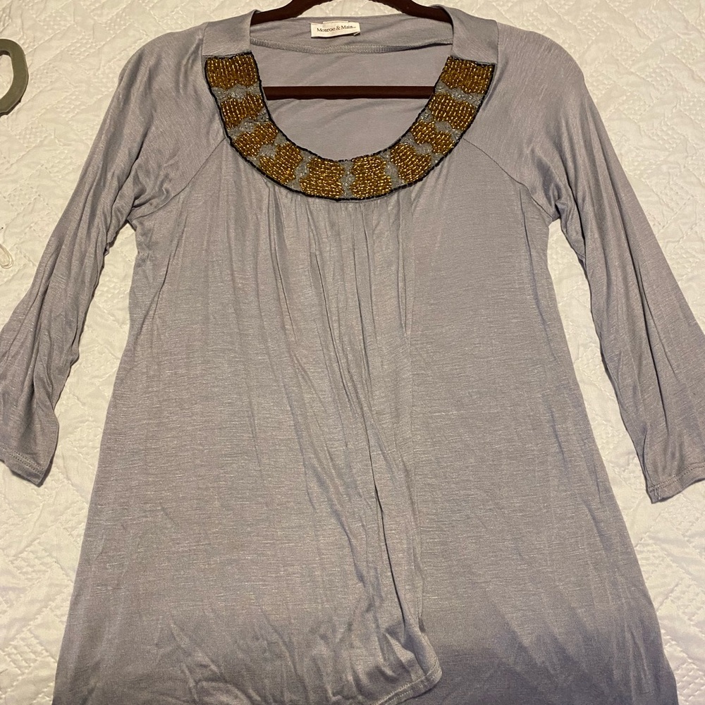 Monroe & Main blouse grey